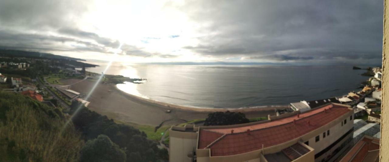 Lila'S Beach Apartment São Roque Extérieur photo